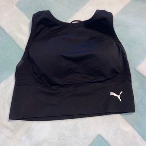 PUMA - black sports bra